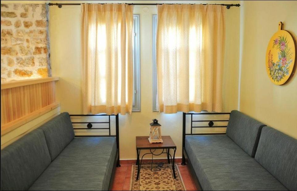 Platanos In The Castle Hotel Ioannina Luaran gambar