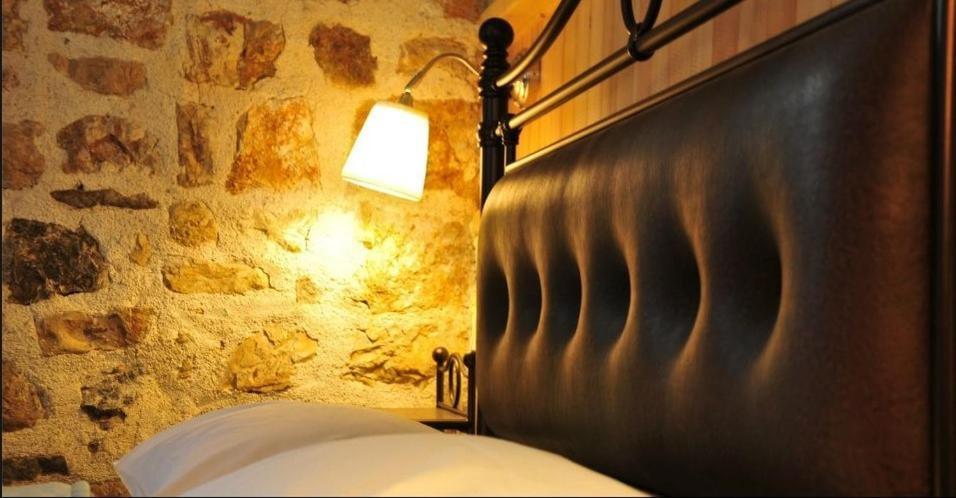 Platanos In The Castle Hotel Ioannina Bilik gambar